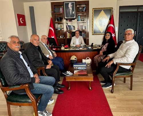 Kaymakamımız Sayın Onur ÖZAYDIN, Erzin ilçemizdeki Basın Mensupları ile bir araya geldi.
